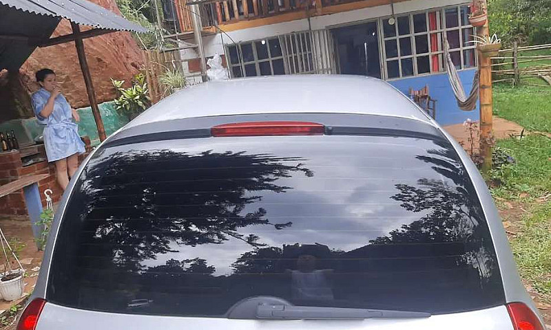 Vendo Renault Clio T...