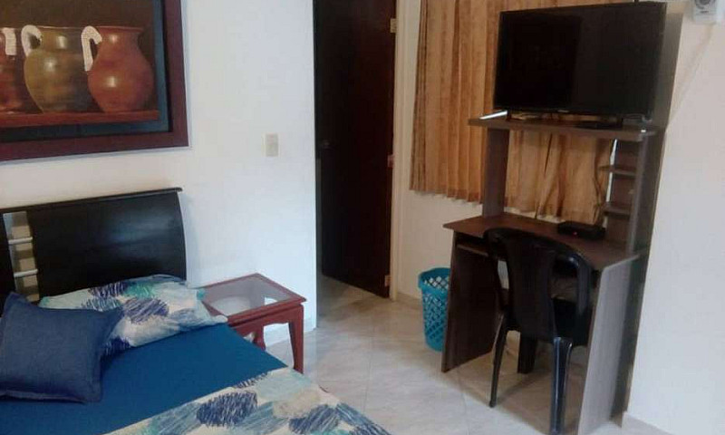 Se Arrienda Habitaci...