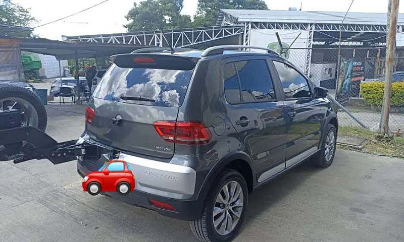 Volkswagen Cross Fox...