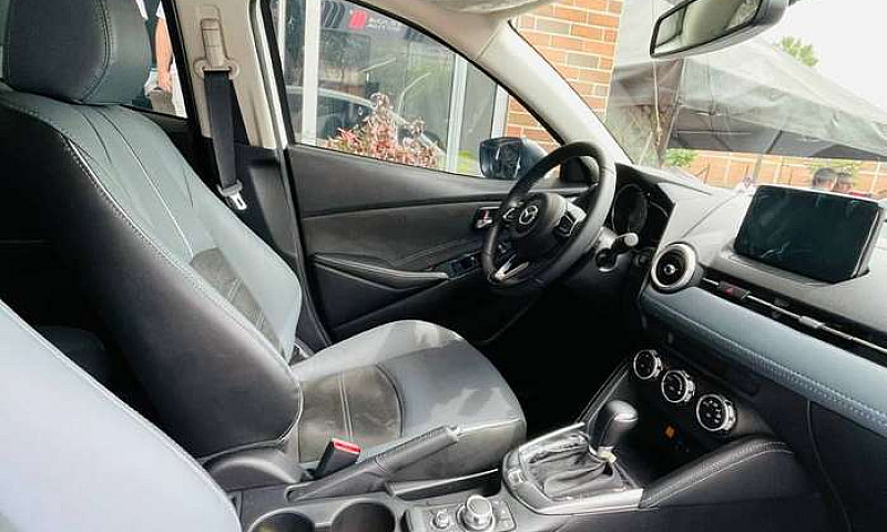 Vendo Mazda 2 Grand ...