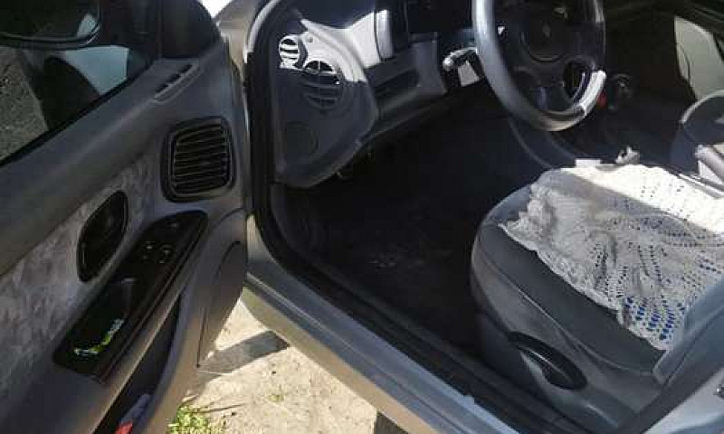 Renault Laguna...