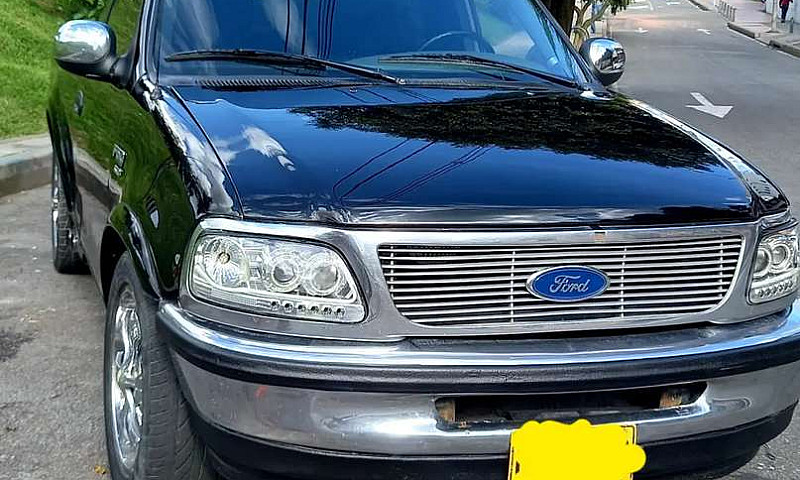 Vendo Ford 150...