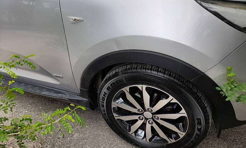Kia Esportage Revolu...