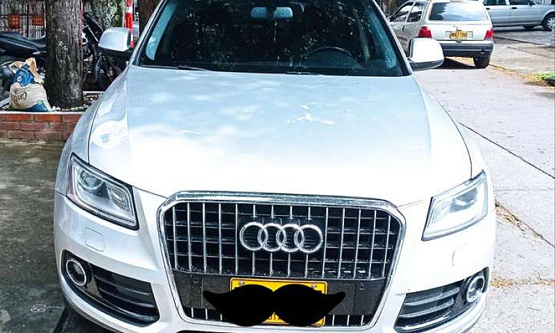 Camioneta Audi Q5 20...