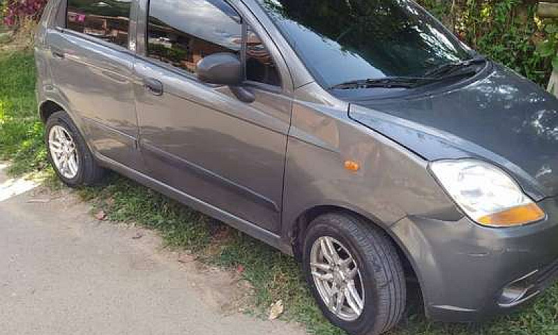 Vendo Chevrolet Spar...