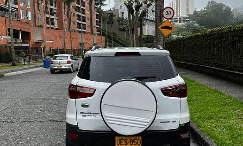 Ford Ecosport 2015 A...