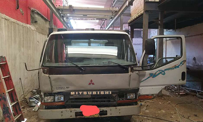 Se Vende Camion Mits...