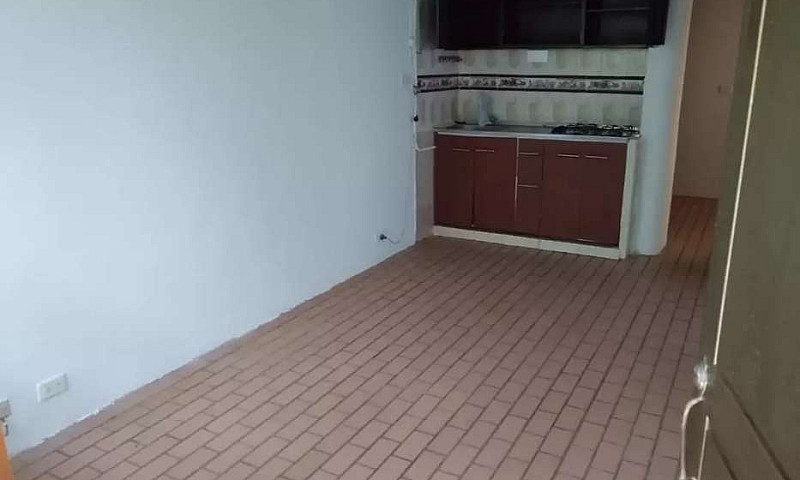 Se Arrienda Casa, Co...