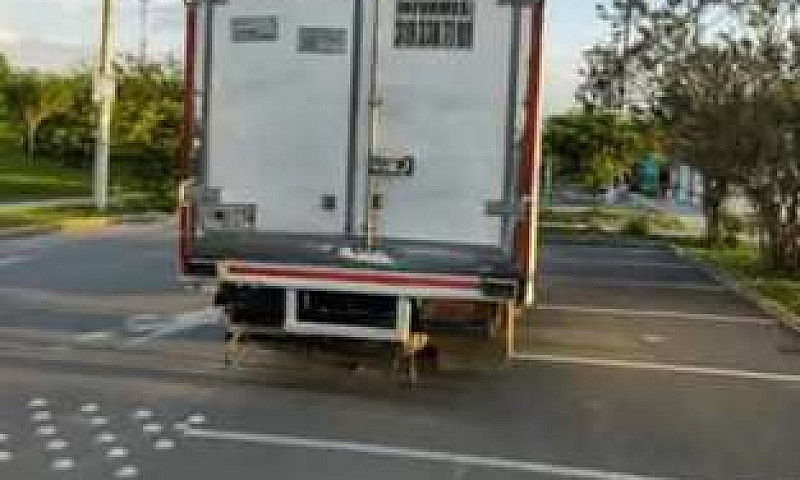 Nissan Castar...