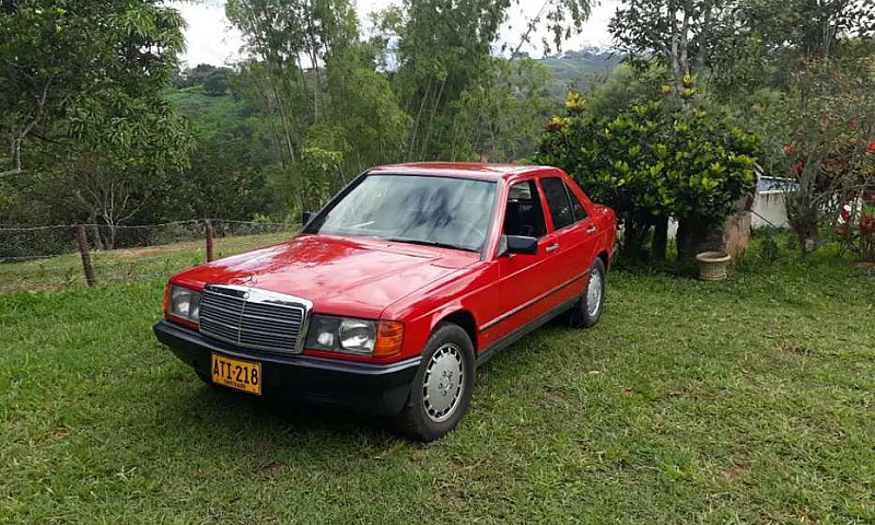 Mercedes Benz 190E...