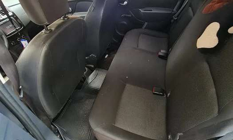 Renault Logan Versió...