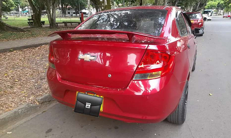 Vendo Chevrolet Sail...