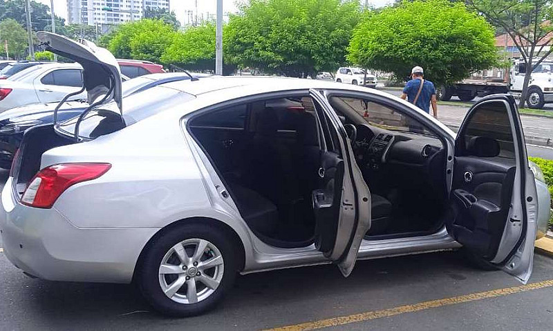 Espectacular Nissan ...
