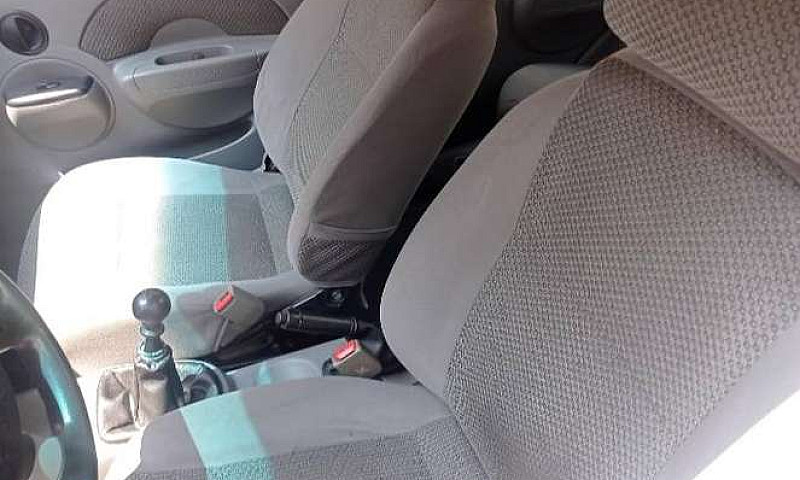 Chevrolet Aveo Sedan...
