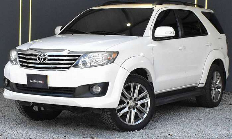Toyota Fortuner Sr5 ...