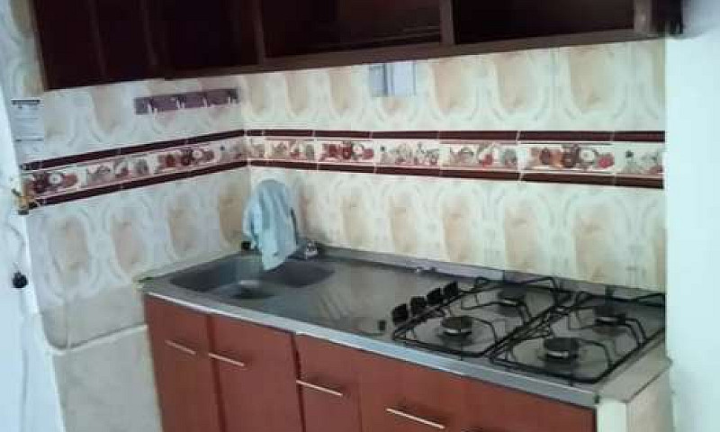Se Arrienda Casa, Co...