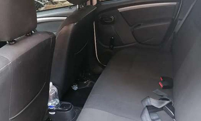 Renault Duster 2015...