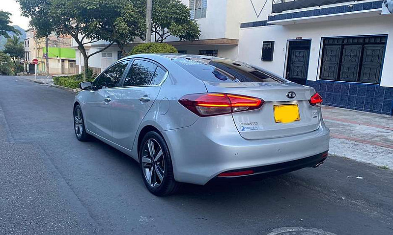 Vendo Kia Cerato Pro...