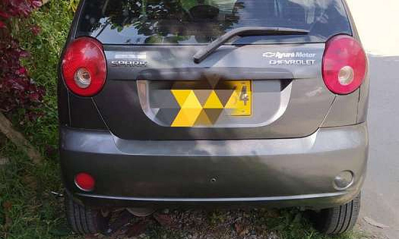Vendo Chevrolet Spar...
