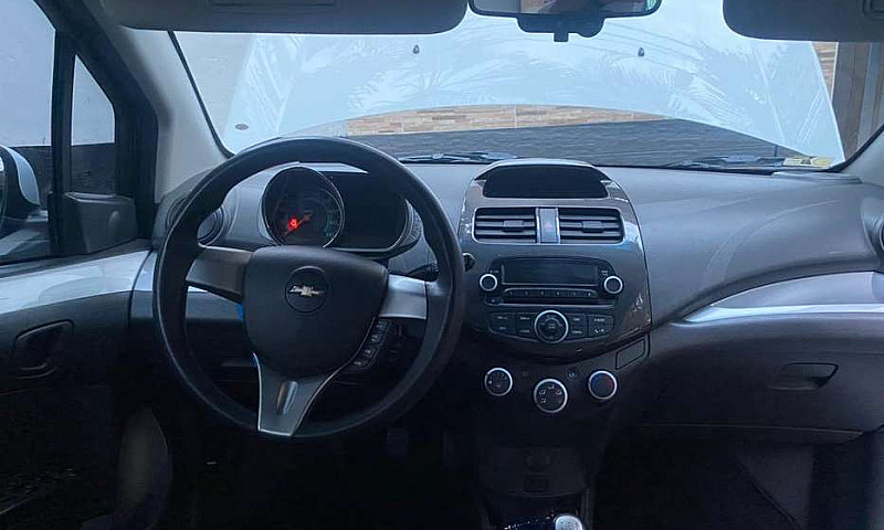 Vendo Spark Gt Full...