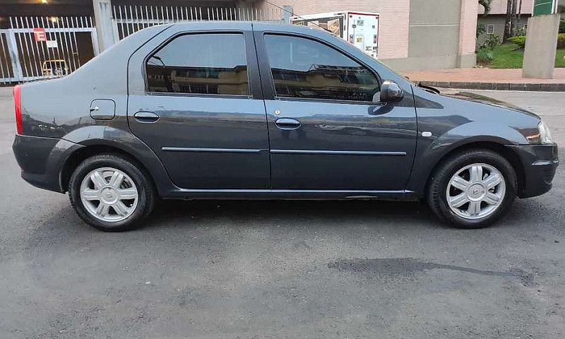 Vendo Renault Logan ...