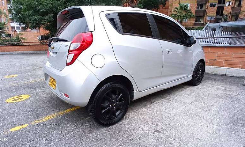 Chevrolet Spark Gt 1...