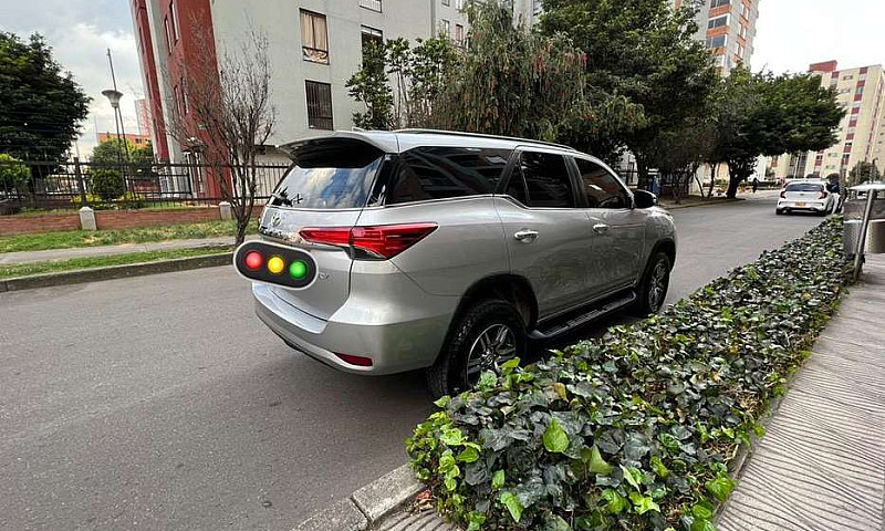 Toyota Fortuner 2021...