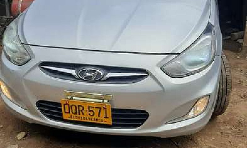 Se Vende Hyundai I25...