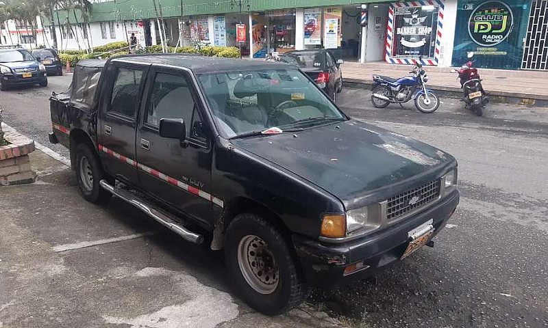 Vendo Camioneta Luv ...