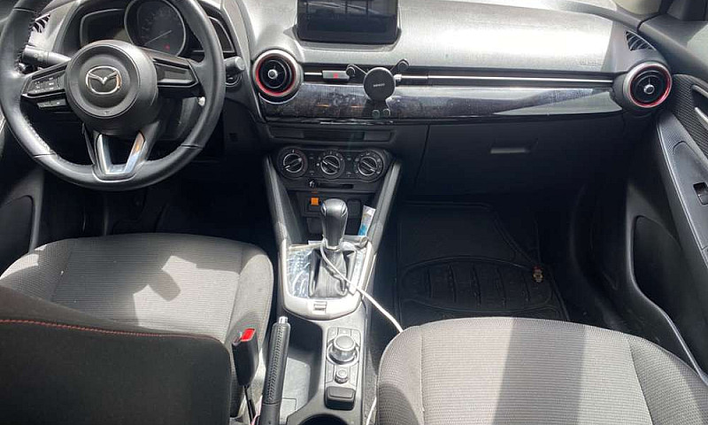Mazda 2 Touring Auto...