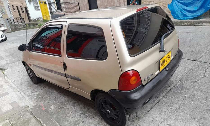 Vendo  Twingo Mod 99...