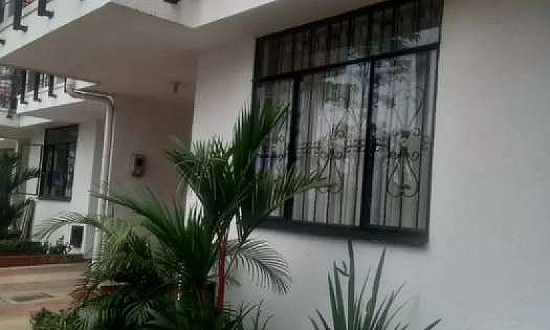 Se Arrienda Casa Amo...