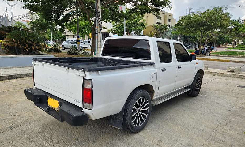 Nissan D22  Np300  2...