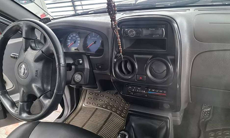 Nissan Frontier D22/...