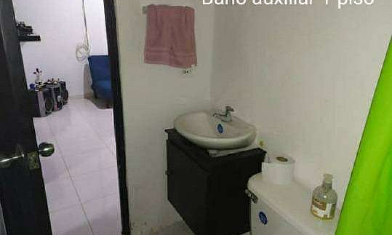 Excelente Casa Renta...