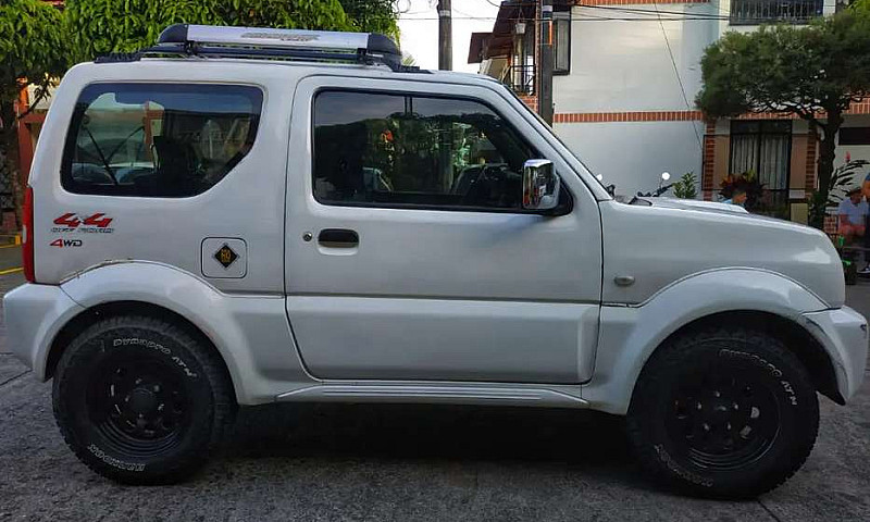 Suzuki Jimny 2017 Ca...