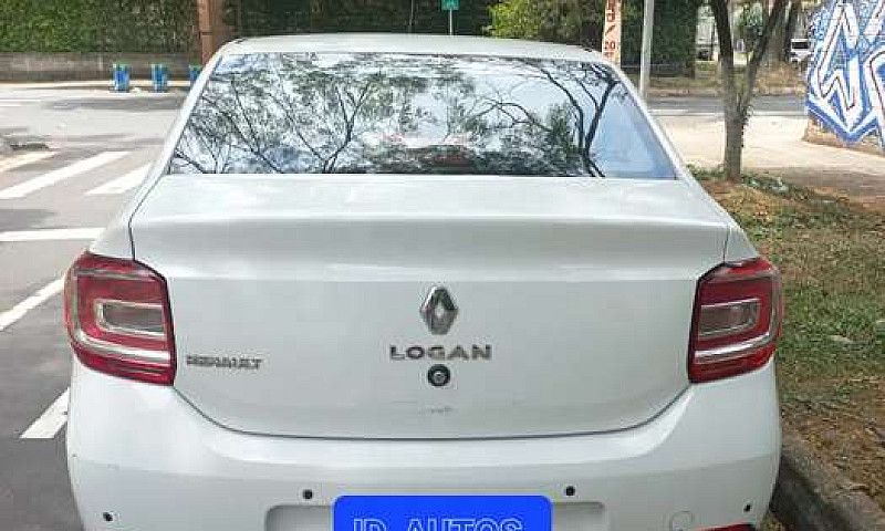 Renault Logan Privil...