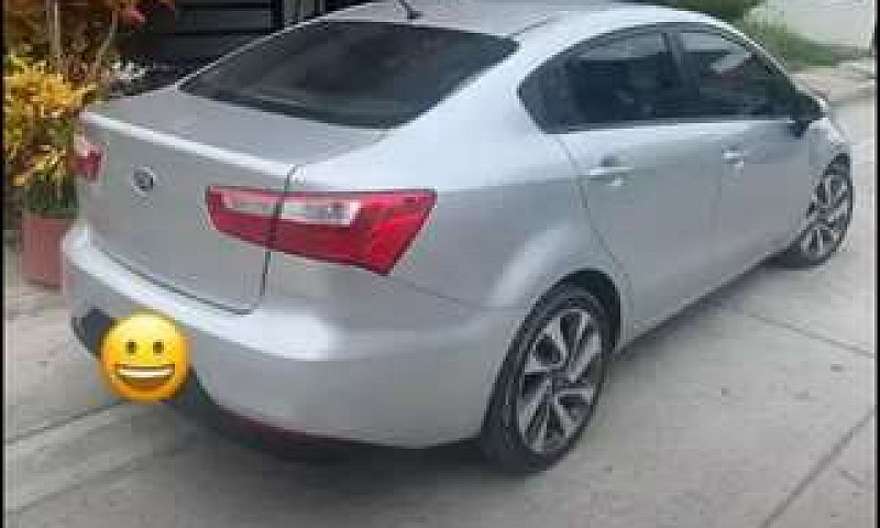 Vendo Kia Rio Ub X T...