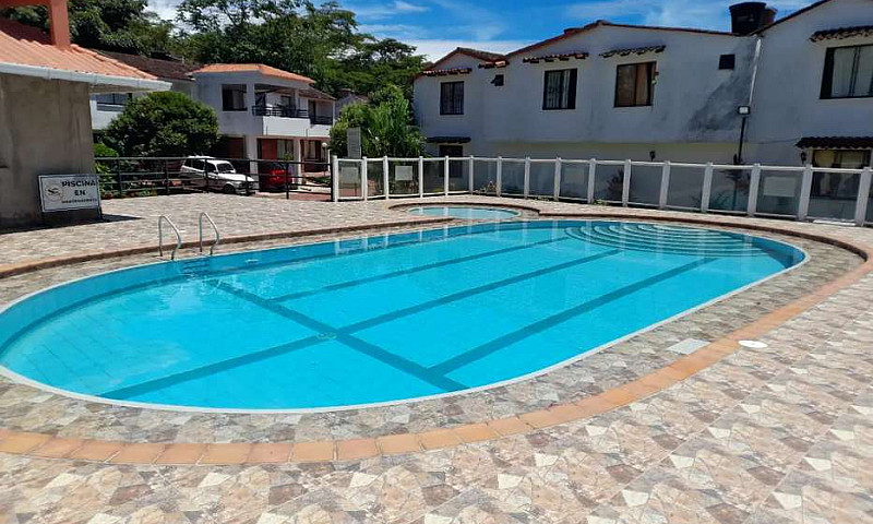 Vendo Casa En Conjun...