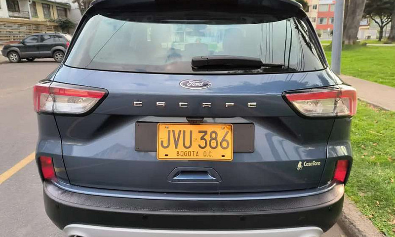 Ford Escape 4X2 At 2...
