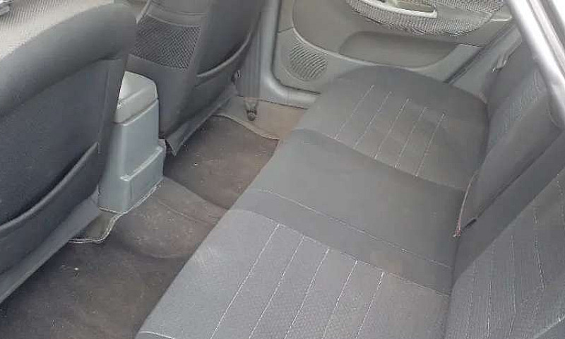 Vendo Automóvil Chev...