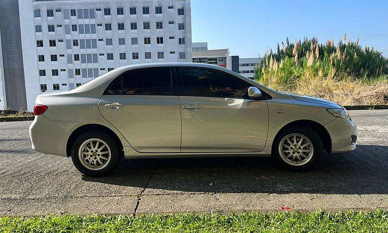 Hermoso Toyota Corol...