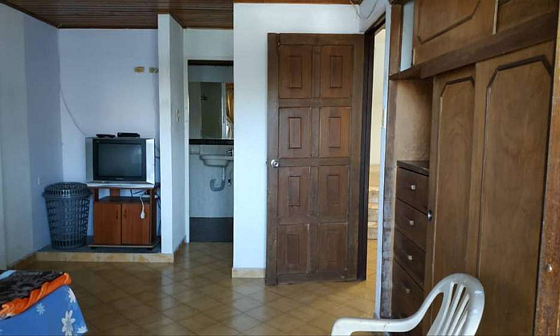 Habitación Con Baño ...