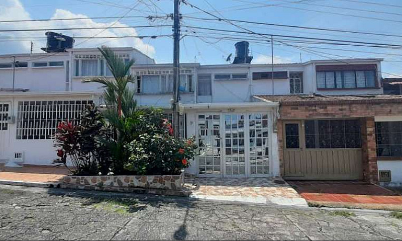 Hermosa Casa Barrio ...