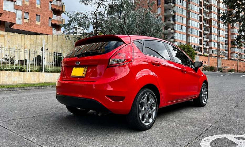 Ford Fiesta Hb Mecan...
