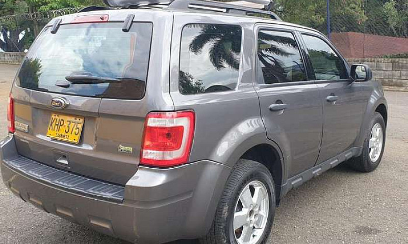Ford Escape Xlt 2011...