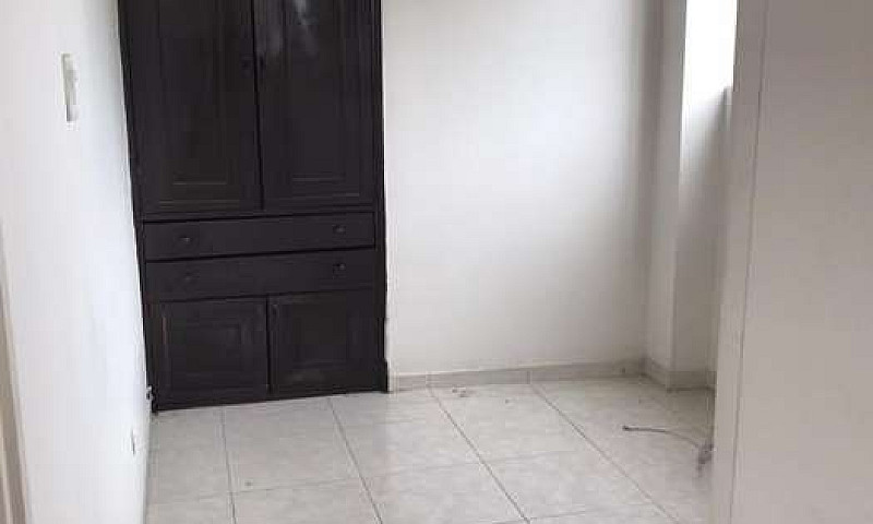 Arriendo Apto Villav...