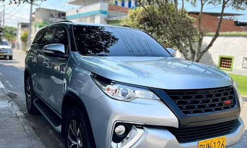 Se Vende Fortuner 20...