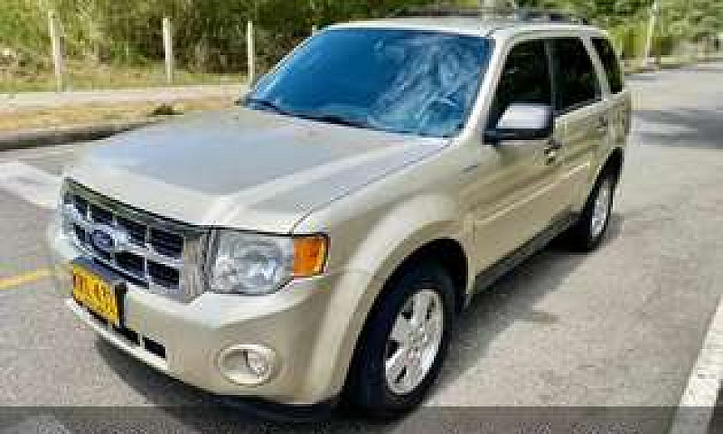 Vendo Ford Escape Mo...