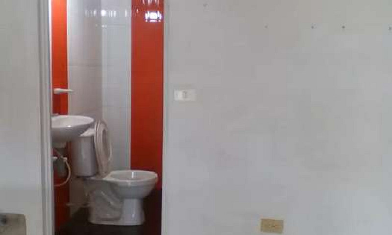Apartamento Con Entr...